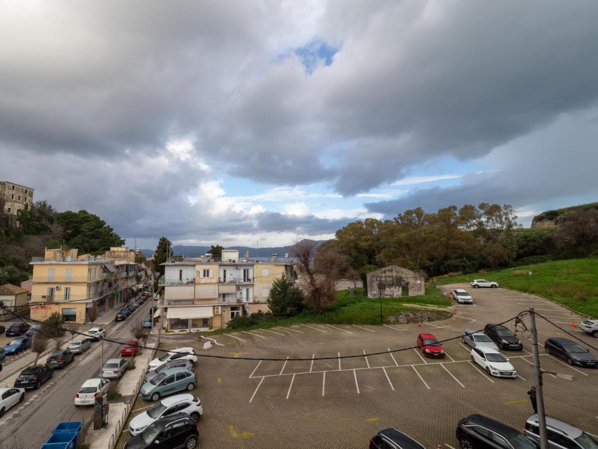 Central & Bright 2Bd Apt In Corfu Town Near Port Екстер'єр фото